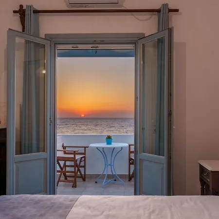 Blue Eyes Apartment *