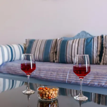 Blue Eyes Apartment *